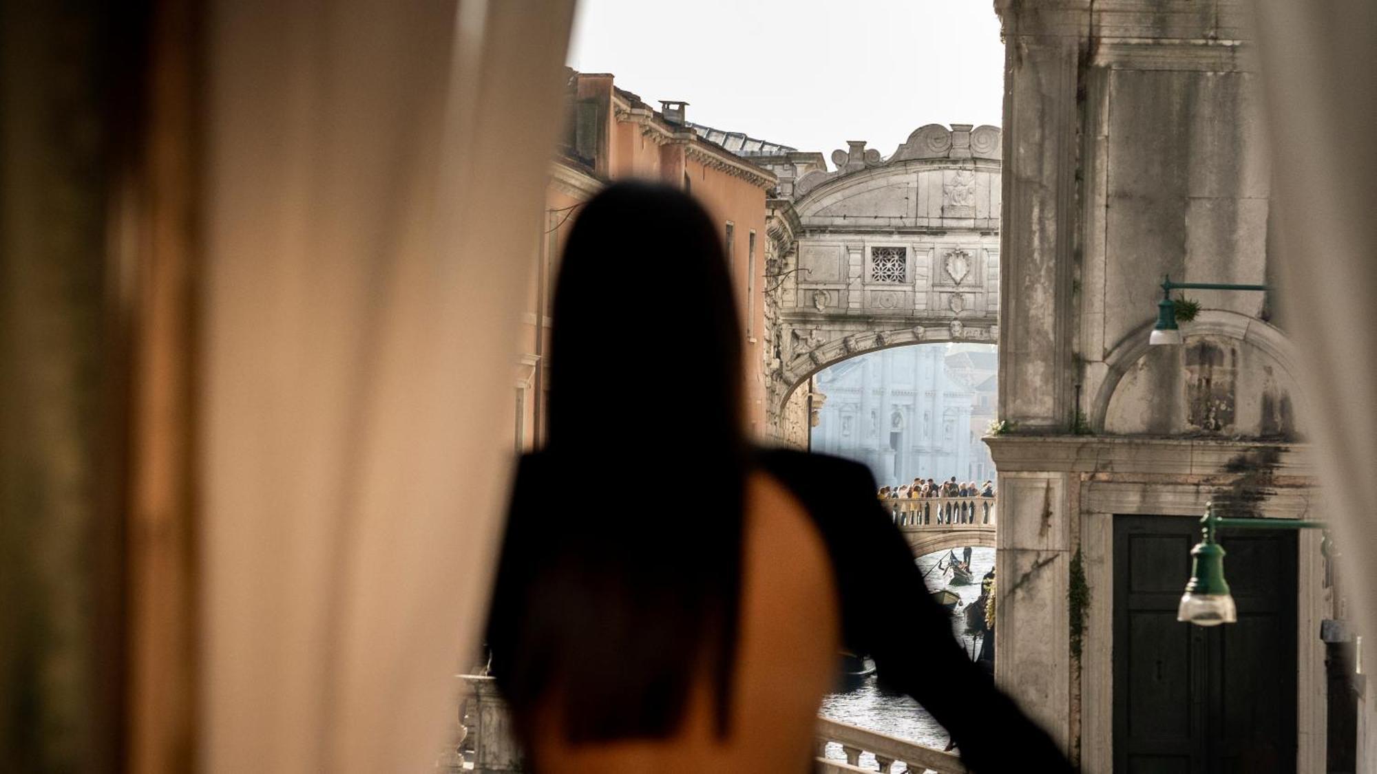 Hotel Al Ponte Dei Sospiri Venesia Bagian luar foto