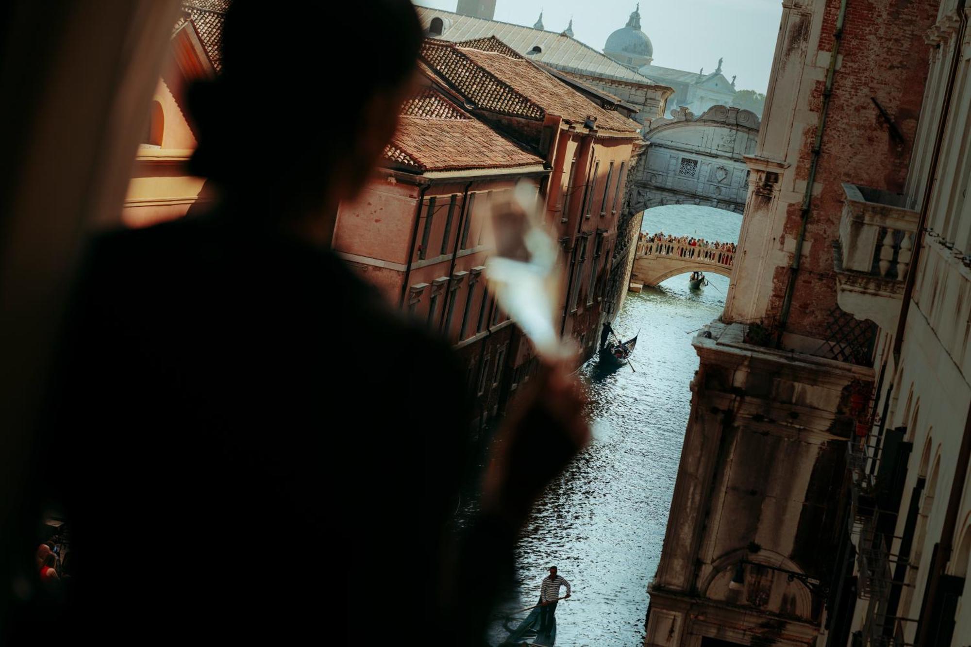 Hotel Al Ponte Dei Sospiri Venesia Bagian luar foto